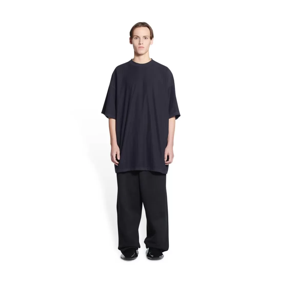 T-SHIRTS | T-SHIRTS>Balenciaga T-shirt Tab Oversized da Donna in Nero